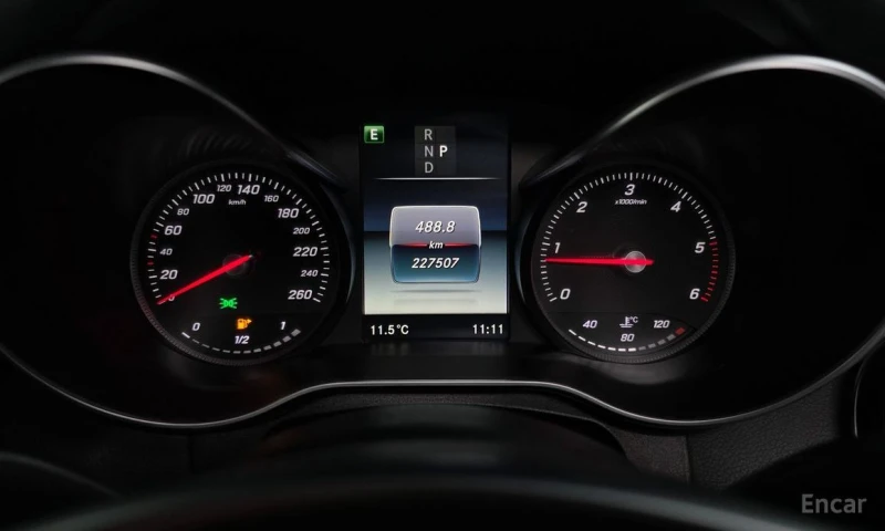 Mercedes-Benz C 250, снимка 8 - Автомобили и джипове - 52706022