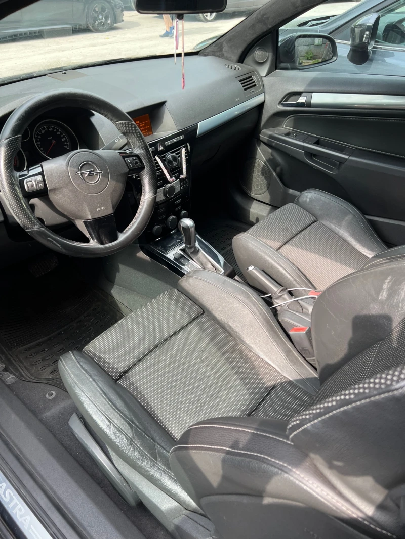 Opel Astra gtc, снимка 6 - Автомобили и джипове - 53083286