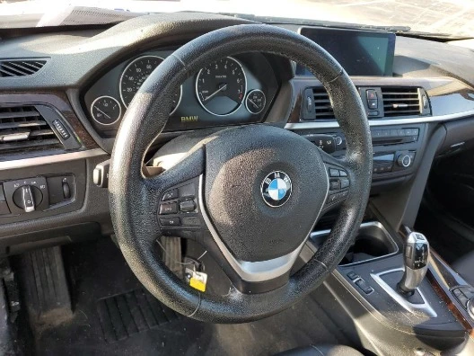 BMW 328 xDrive, снимка 3 - Автомобили и джипове - 47608451