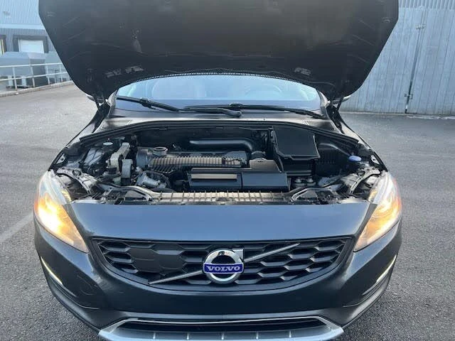 Volvo V60 * T5 Premier Plus* АвтоКредит (ЦЕНА ДО БГ), снимка 3 - Автомобили и джипове - 53501046