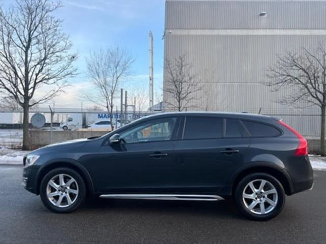 Volvo V60 * T5 Premier Plus* АвтоКредит (ЦЕНА ДО БГ), снимка 5 - Автомобили и джипове - 53501046