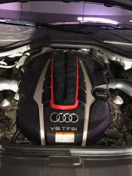 Audi S8 4.0 Tfsi Quattro D4, снимка 12 - Автомобили и джипове - 55031666