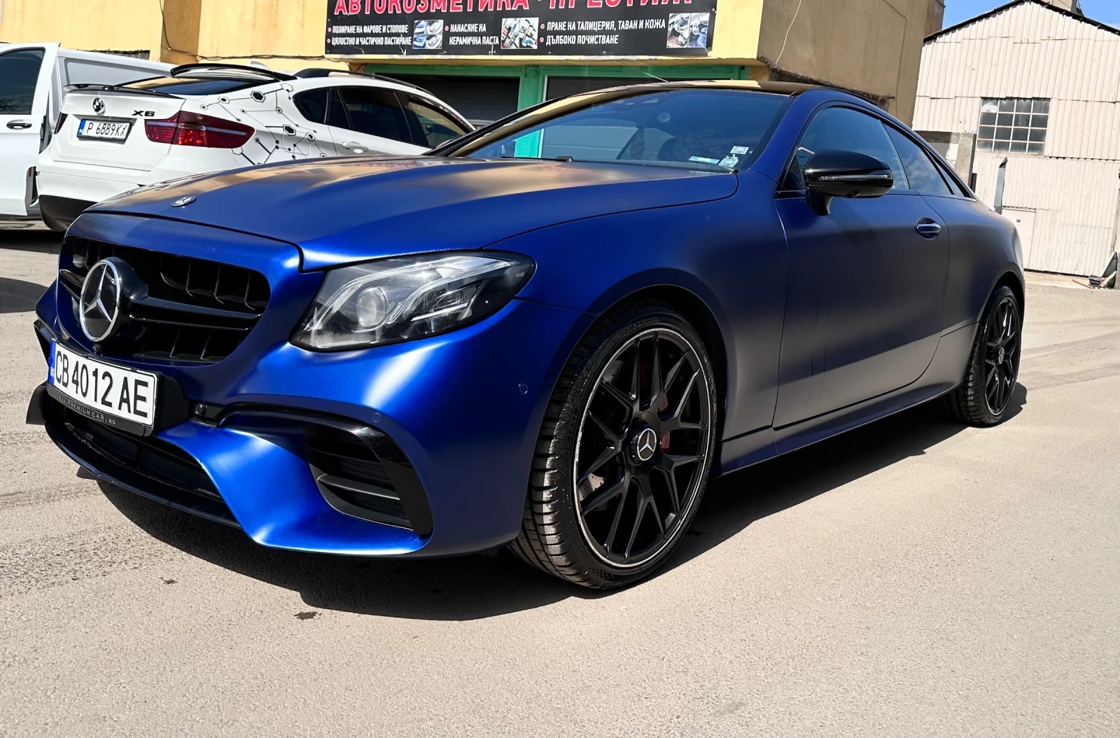 Mercedes-Benz E 400 AMG   4 MATIC   E53 OPTIC   серв. ист. - изображение 3