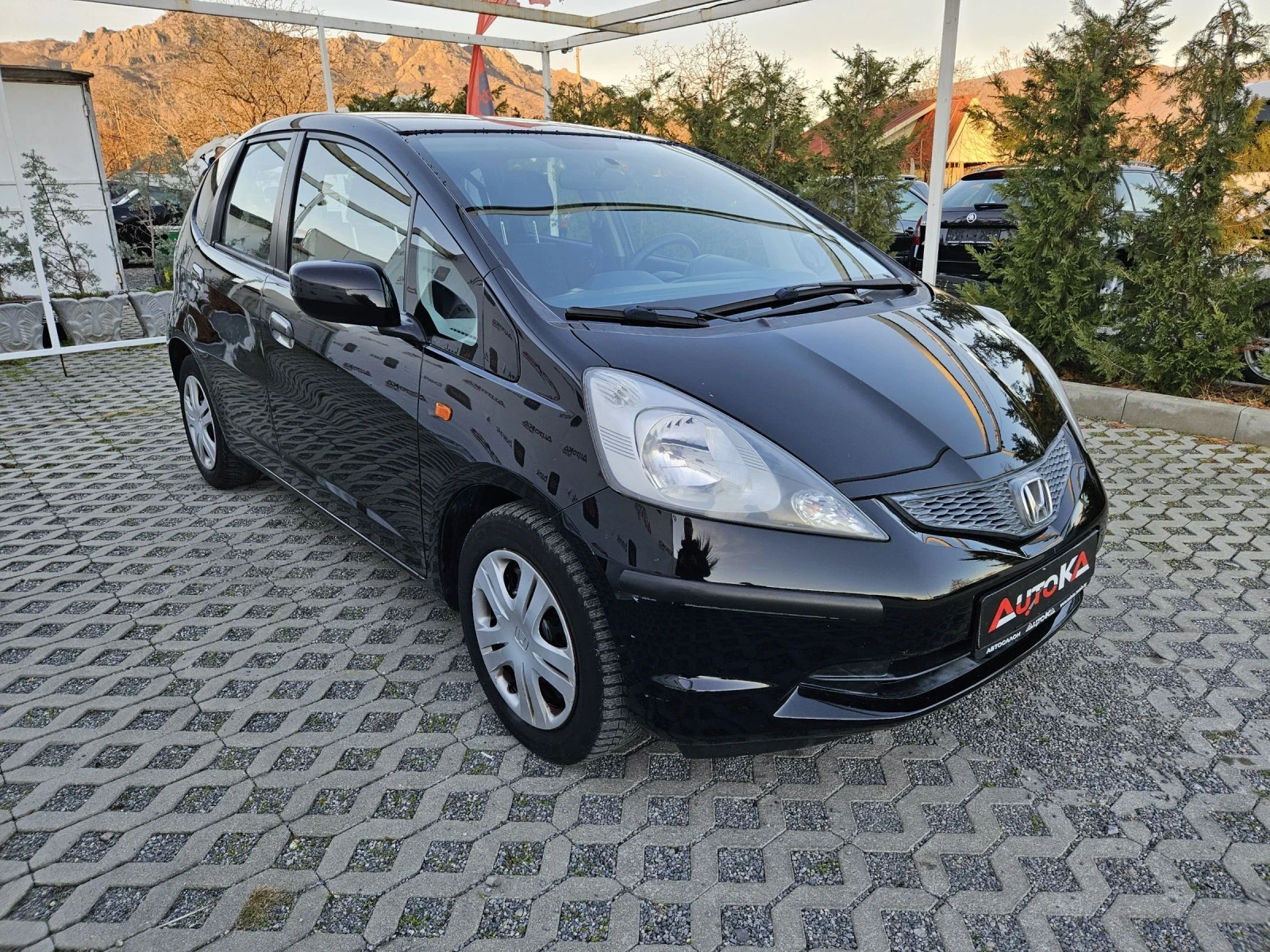 Honda Jazz 1.2i-90кс= КЛИМАТИК= 174.000км= FACELIFT - изображение 2