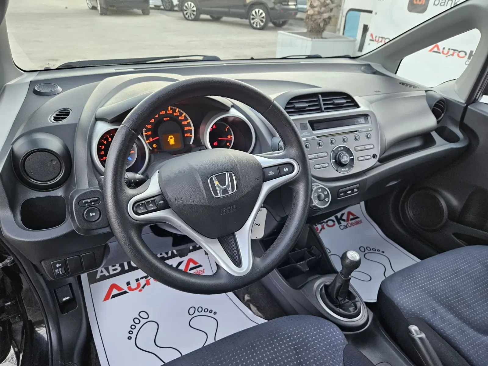 Honda Jazz 1.2i-90кс= КЛИМАТИК= 174.000км= FACELIFT - изображение 8