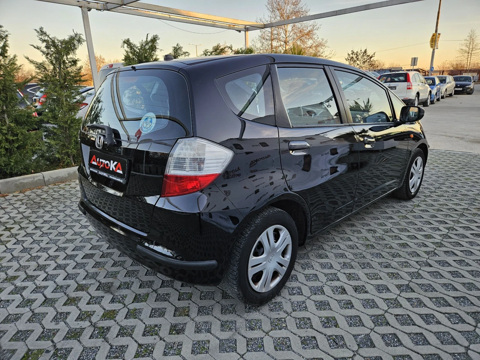 Honda Jazz 1.2i-90кс= КЛИМАТИК= 174.000км= FACELIFT - изображение 3