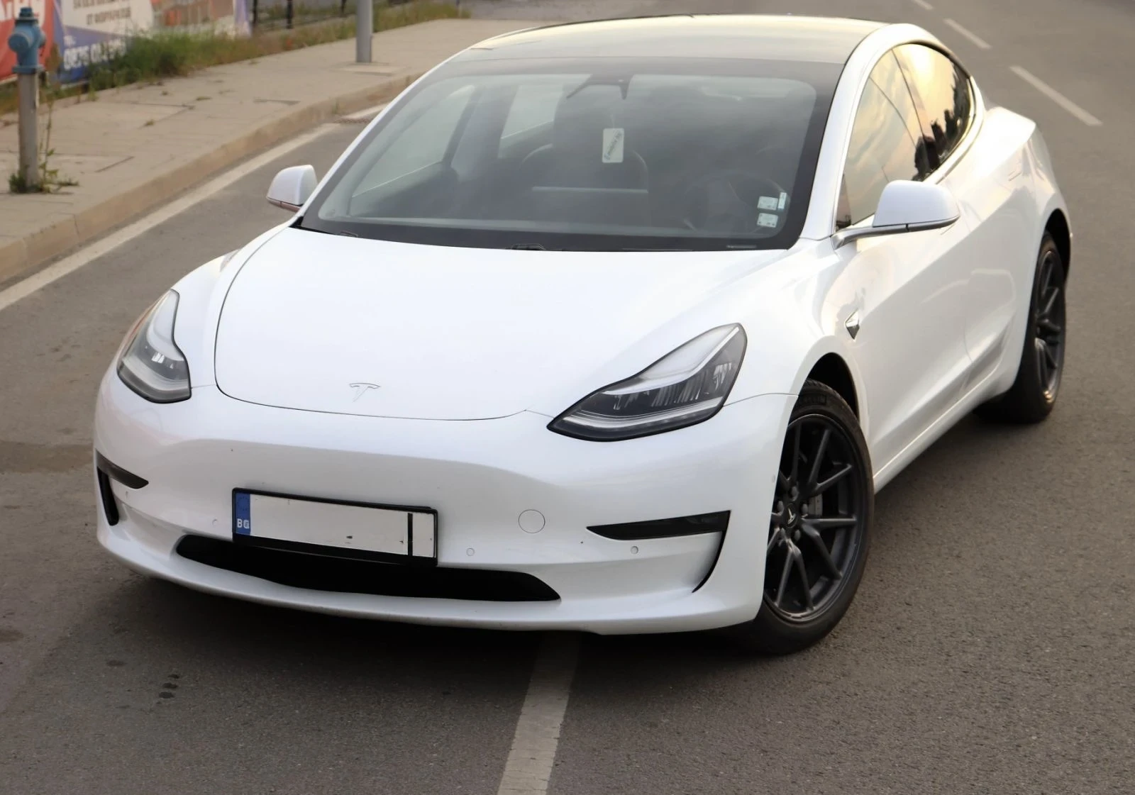 Tesla Model 3 DUAL MOTOR - изображение 2