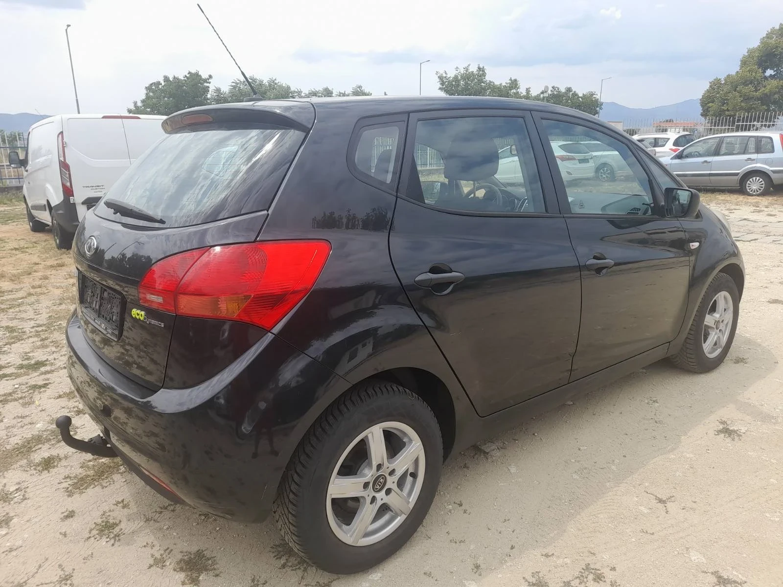 Kia Venga 1.4 CRDI - изображение 5