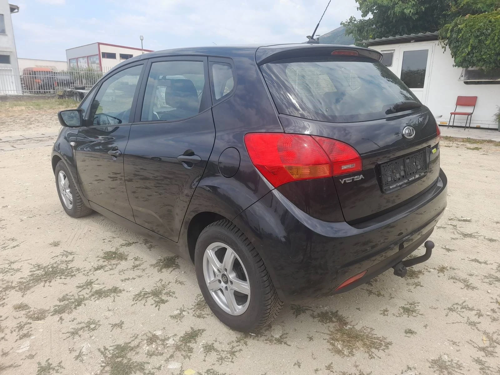 Kia Venga 1.4 CRDI - изображение 8