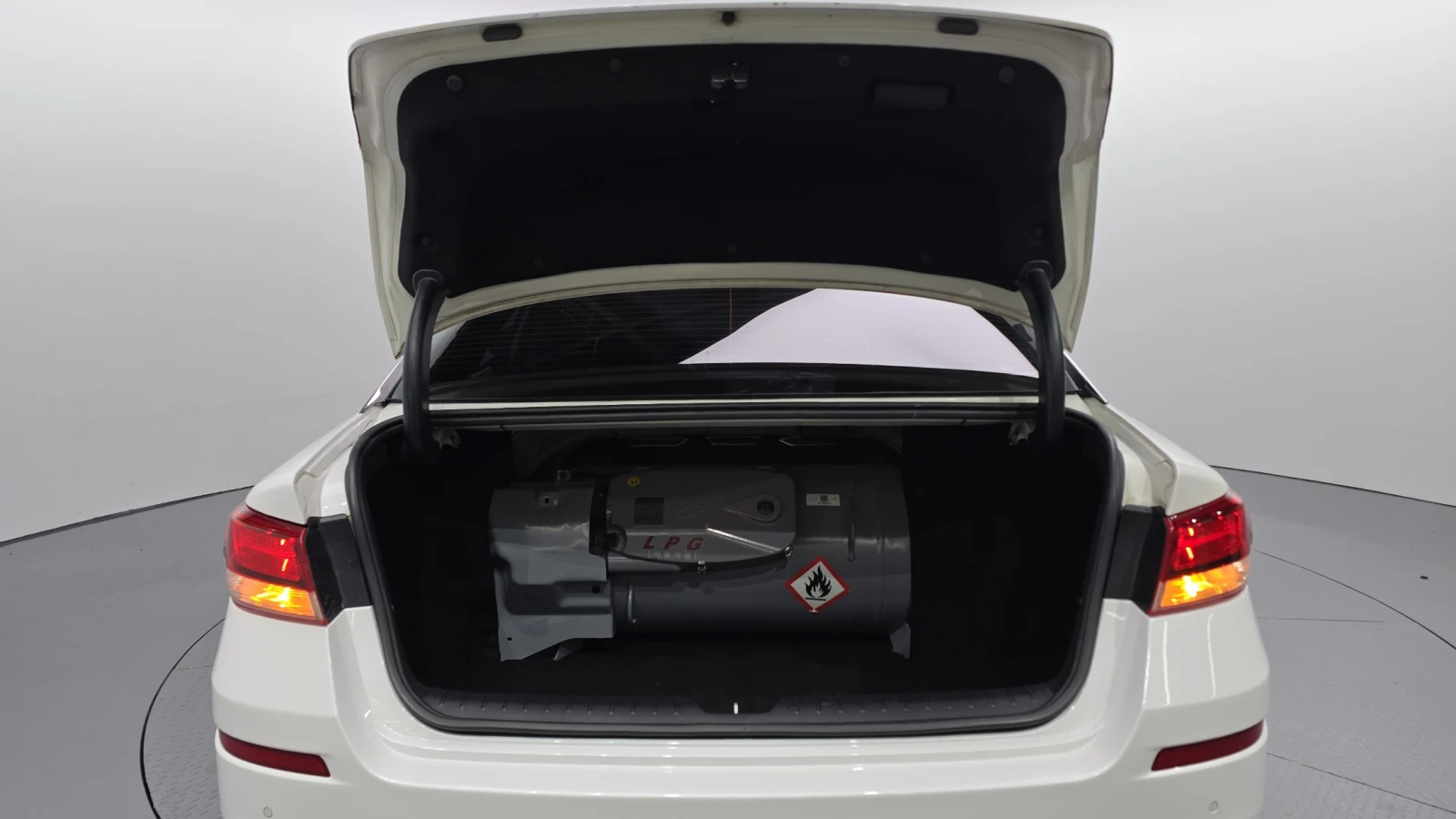 Kia K5 2.0LPI LUXURY | Mobile.bg   16