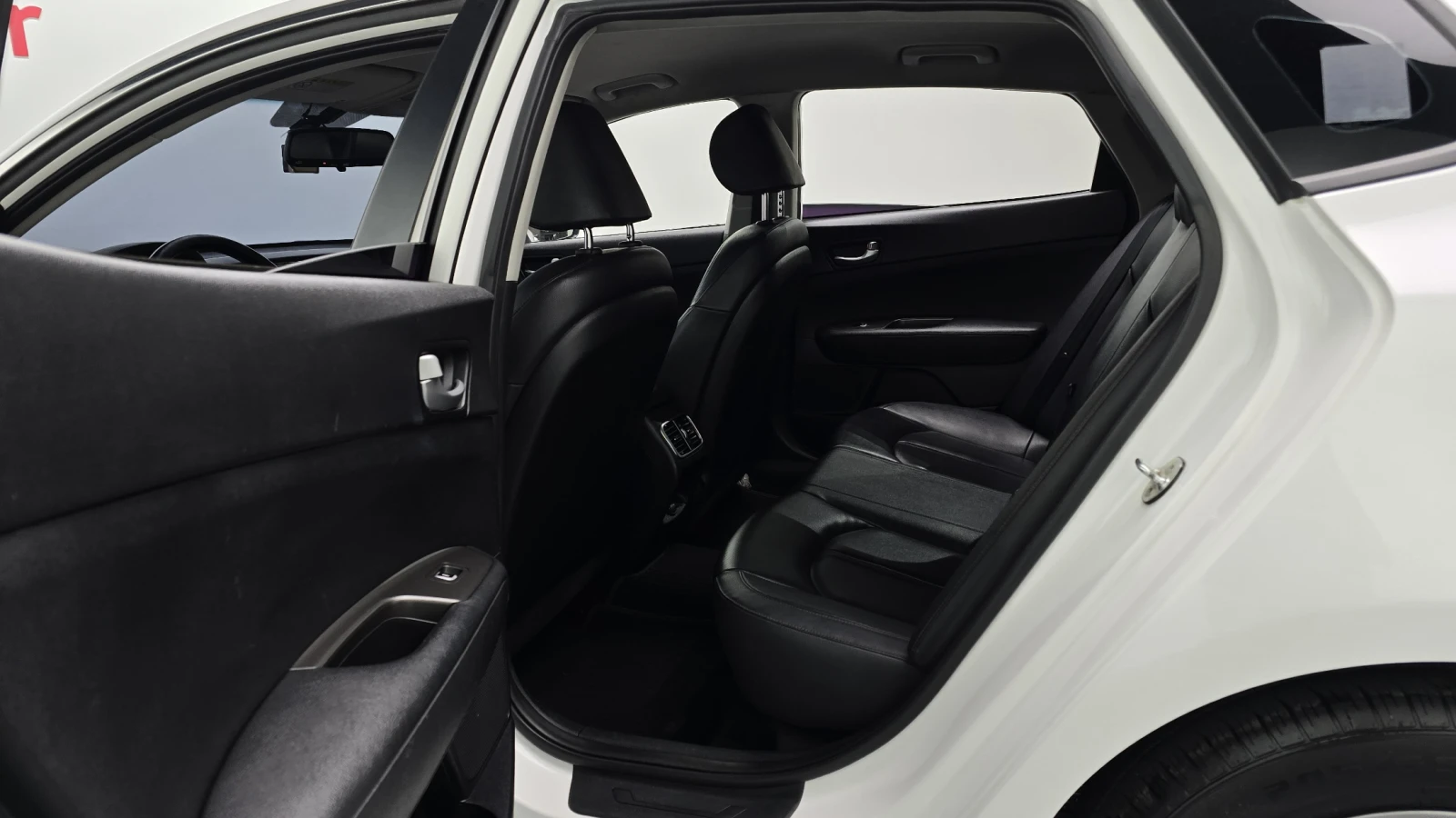 Kia K5 2.0LPI LUXURY - изображение 10