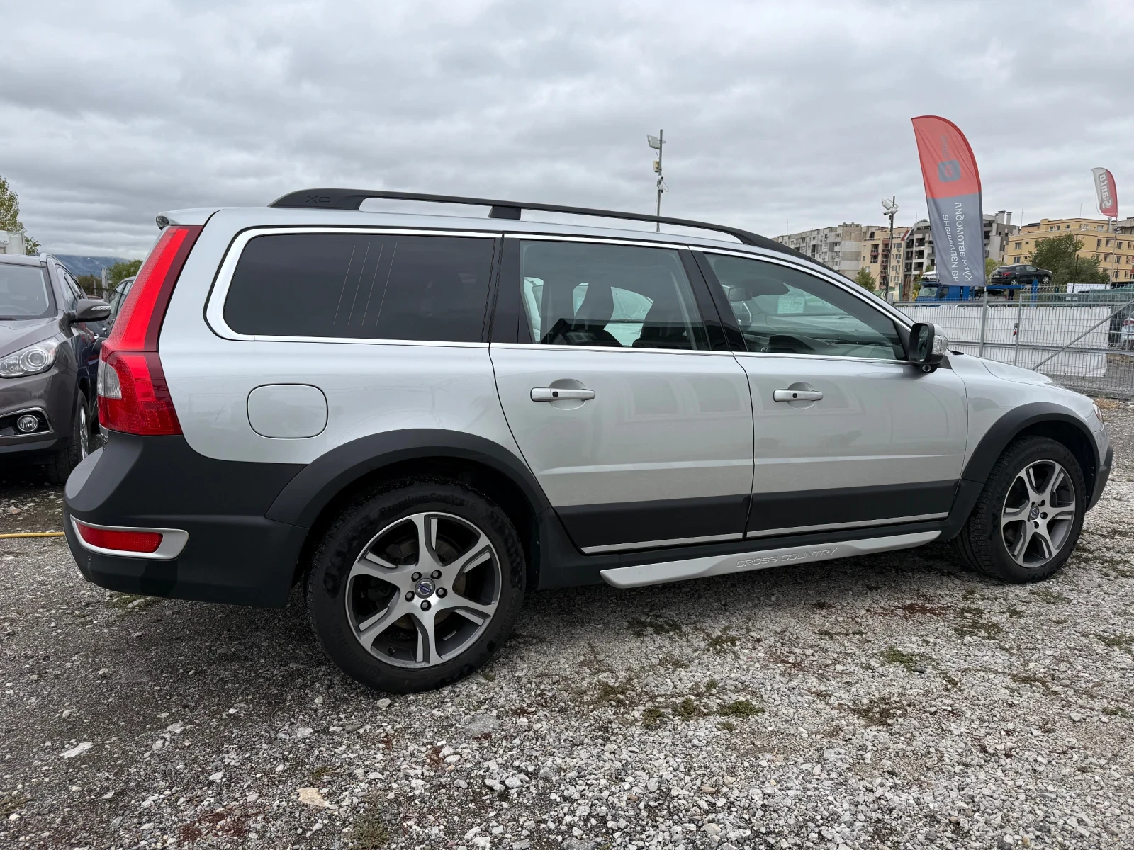 Volvo Xc70 T6 3.0i AWD Cross Country 304к.с. 4x4 - изображение 4