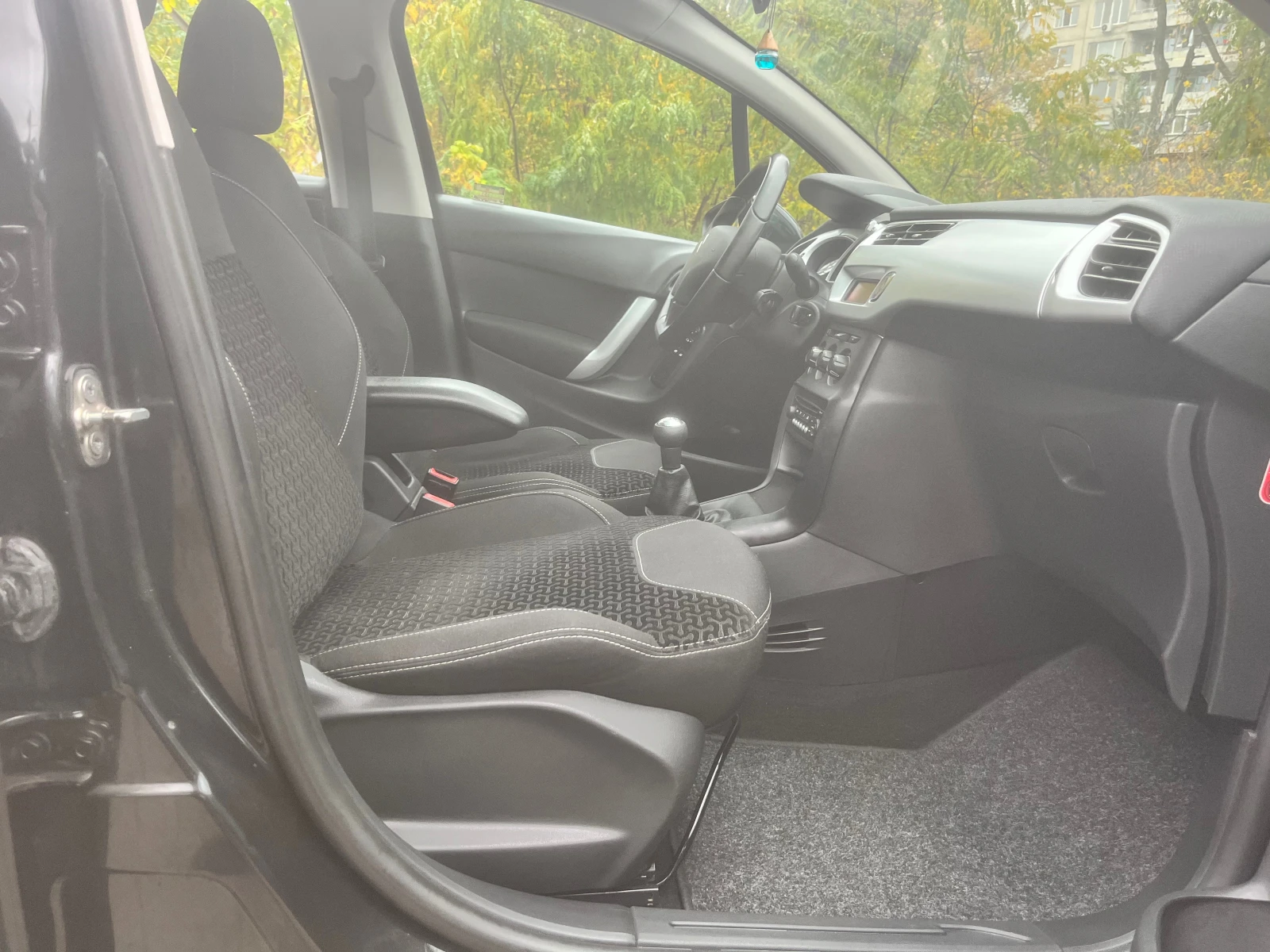 Citroen C3 1.1= = = 80000!! | Mobile.bg   13