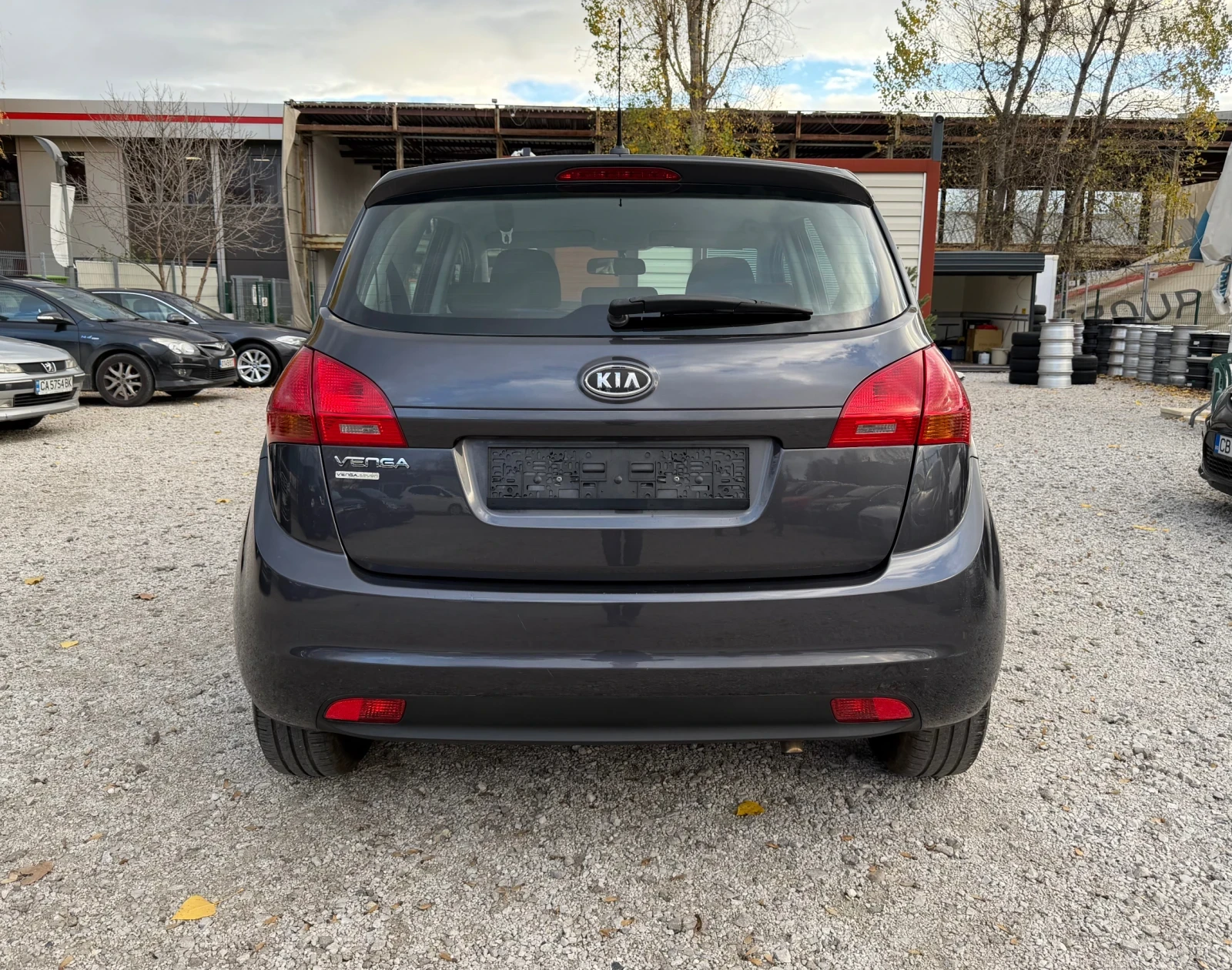 Kia Venga 1.6i   АВТОМАТИК   - изображение 4