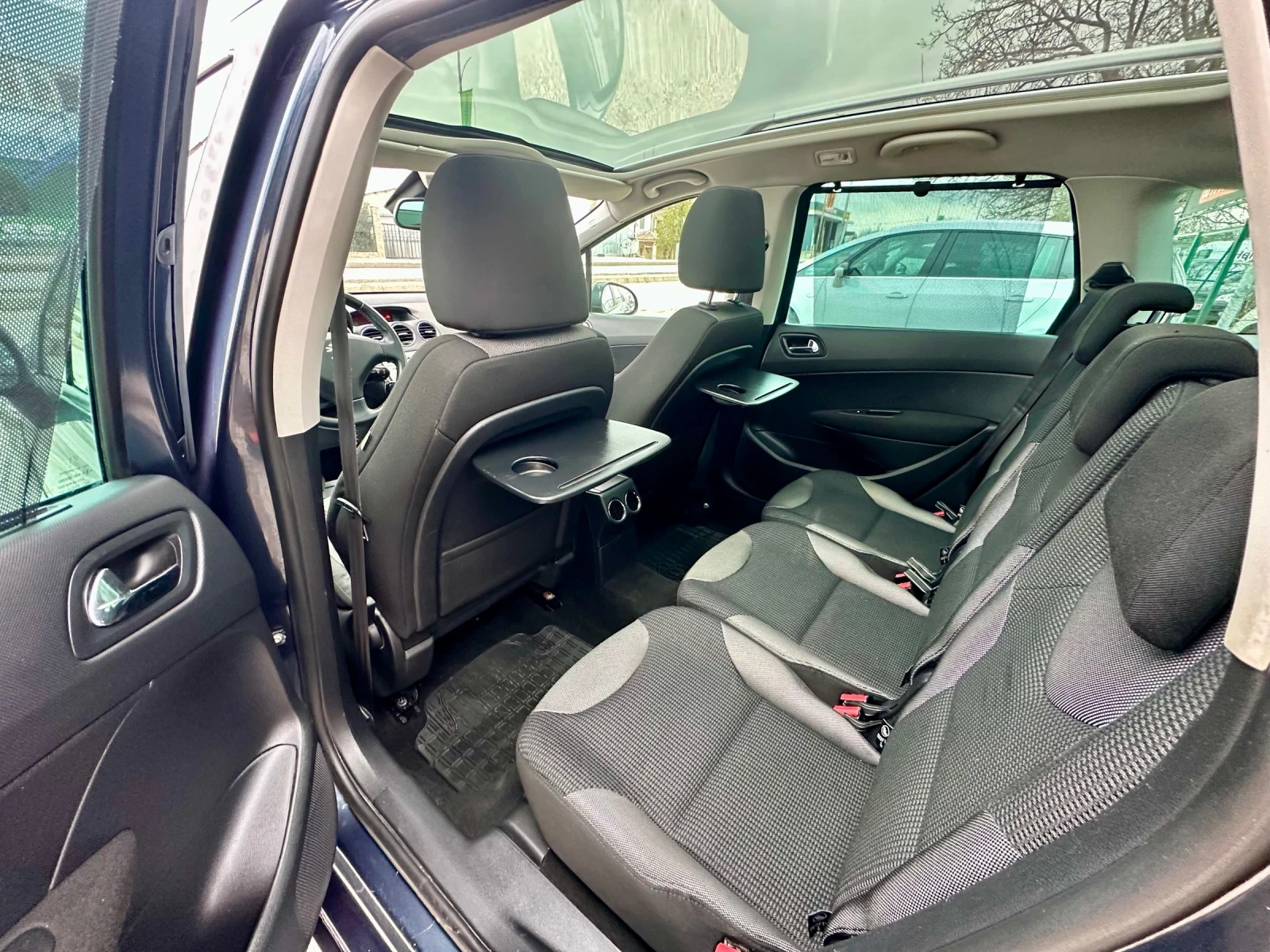 Peugeot 308 1.6 HDI | Mobile.bg   16