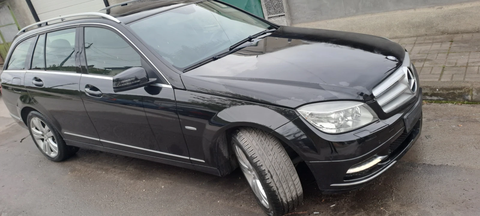 Mercedes-Benz C 250, снимка 2 - Автомобили и джипове - 53835993