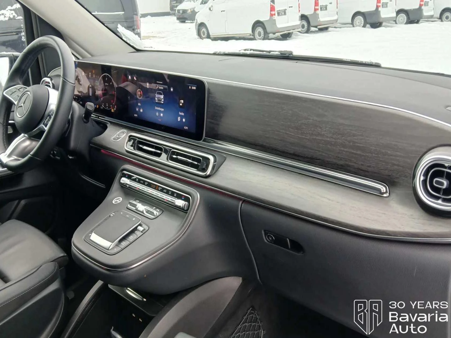 Mercedes-Benz V 300 d Extralang 4Matic Avantgarde - изображение 7