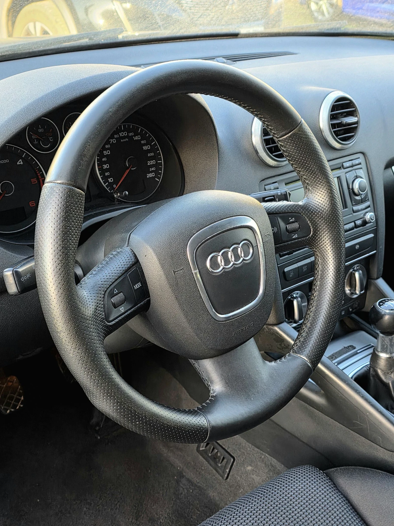 Audi A3 1.9 Sportback S-line , снимка 9 - Автомобили и джипове - 53739863