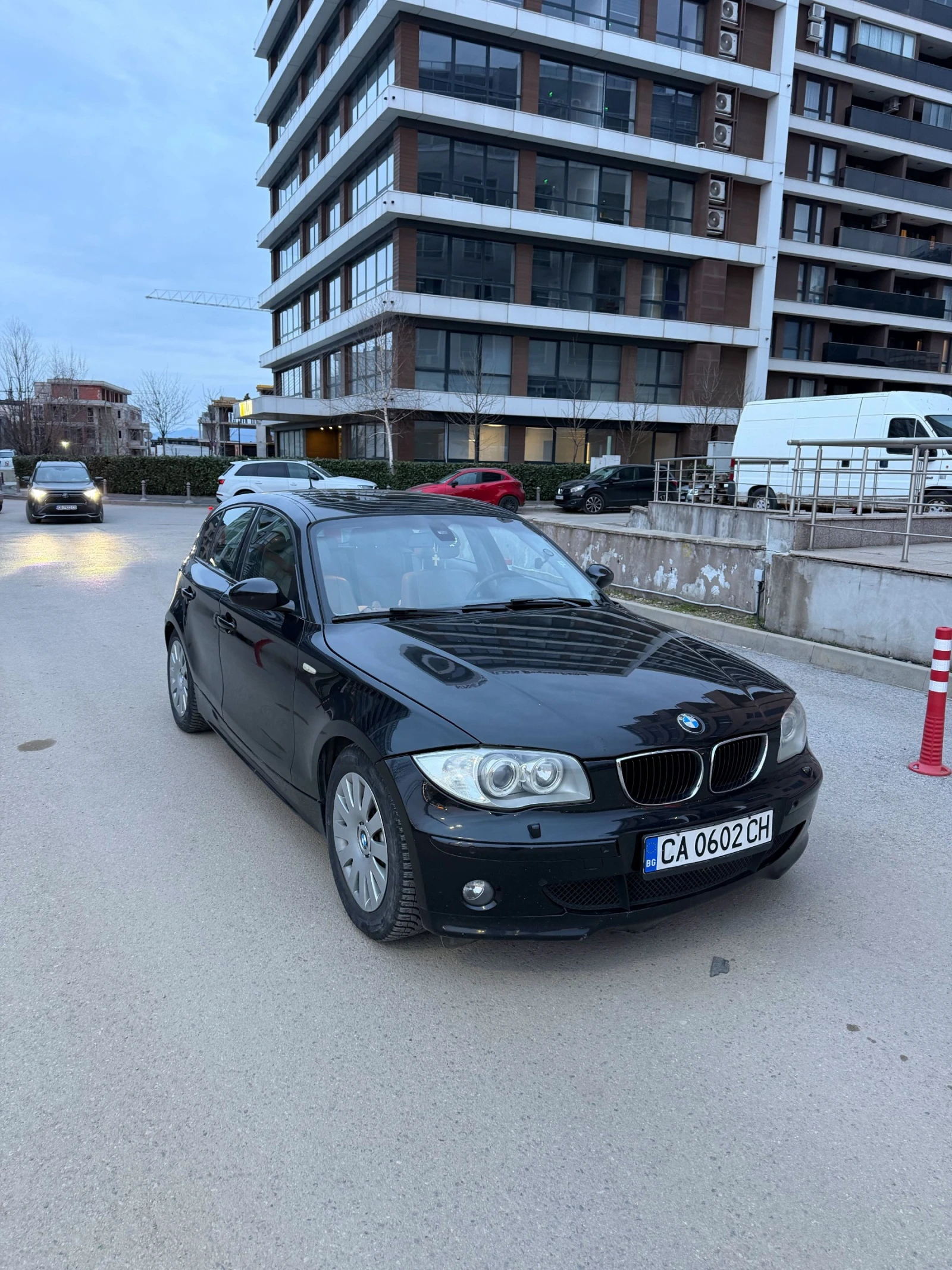 BMW 118, снимка 11 - Автомобили и джипове - 53928499