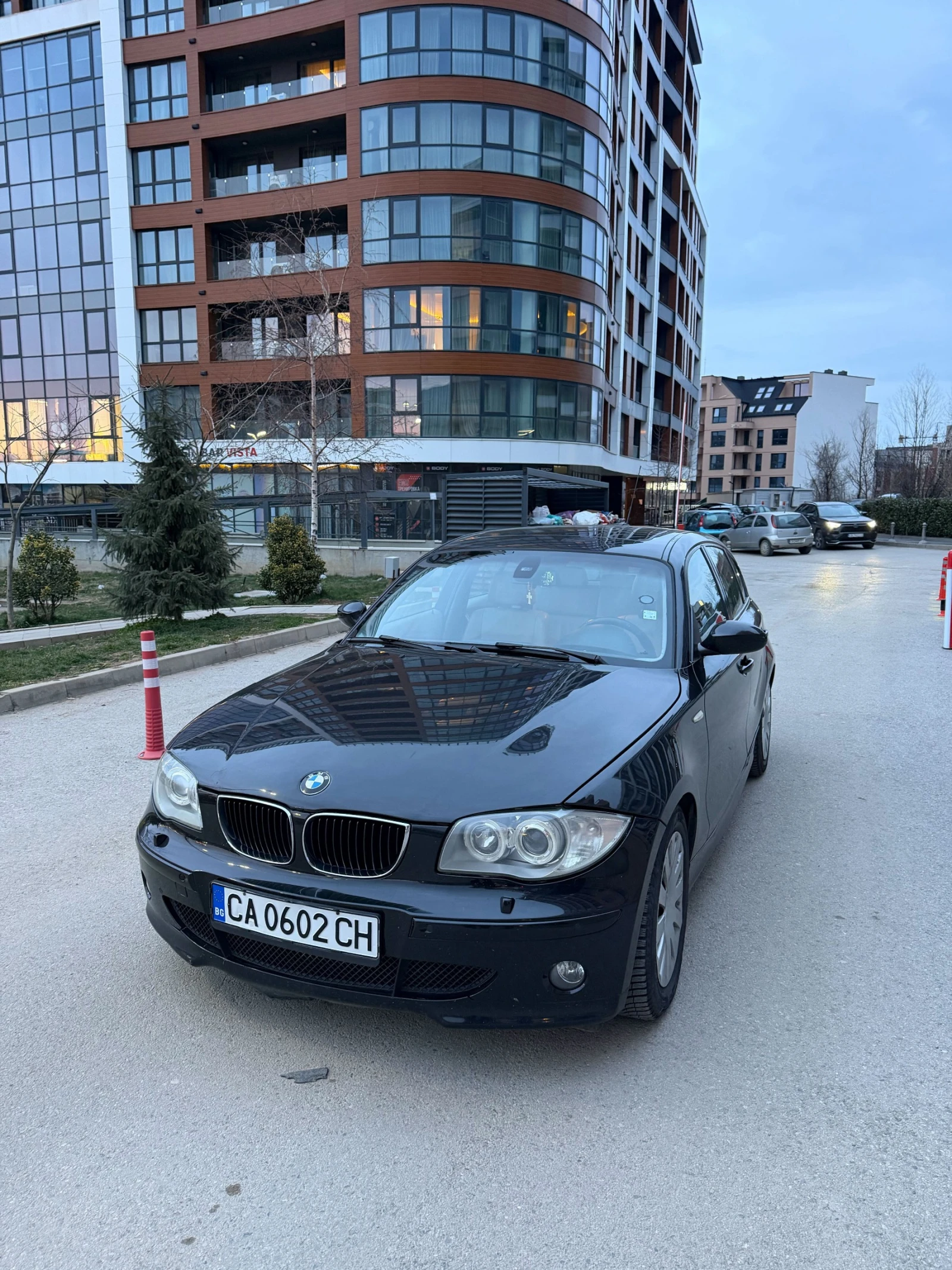 BMW 118, снимка 10 - Автомобили и джипове - 53928499