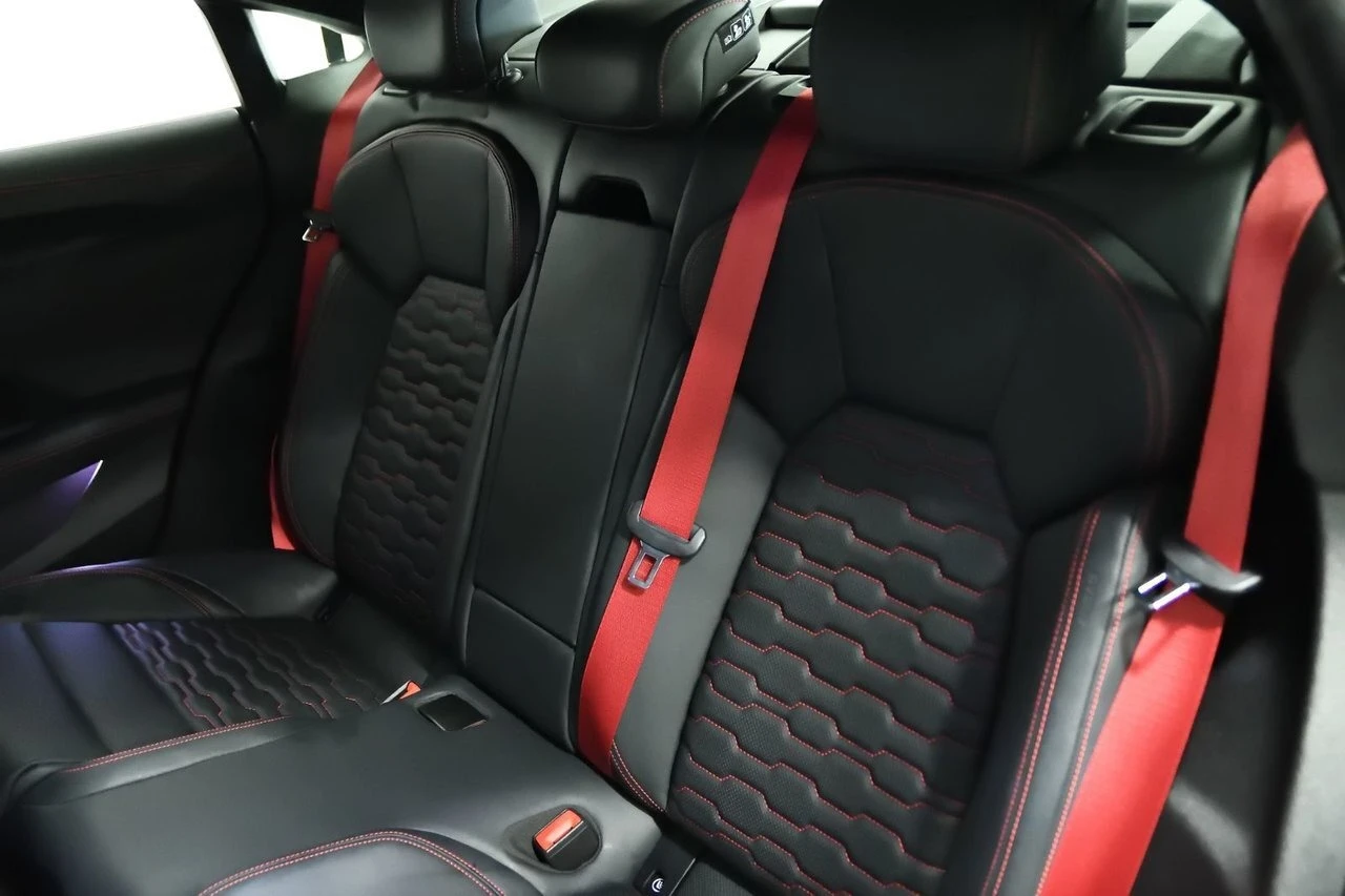 Audi E-Tron GT RS PERFORMANCE С РЕГИСТРАЦИЯ И АВТО КРЕДИТ, снимка 10 - Автомобили и джипове - 53962768