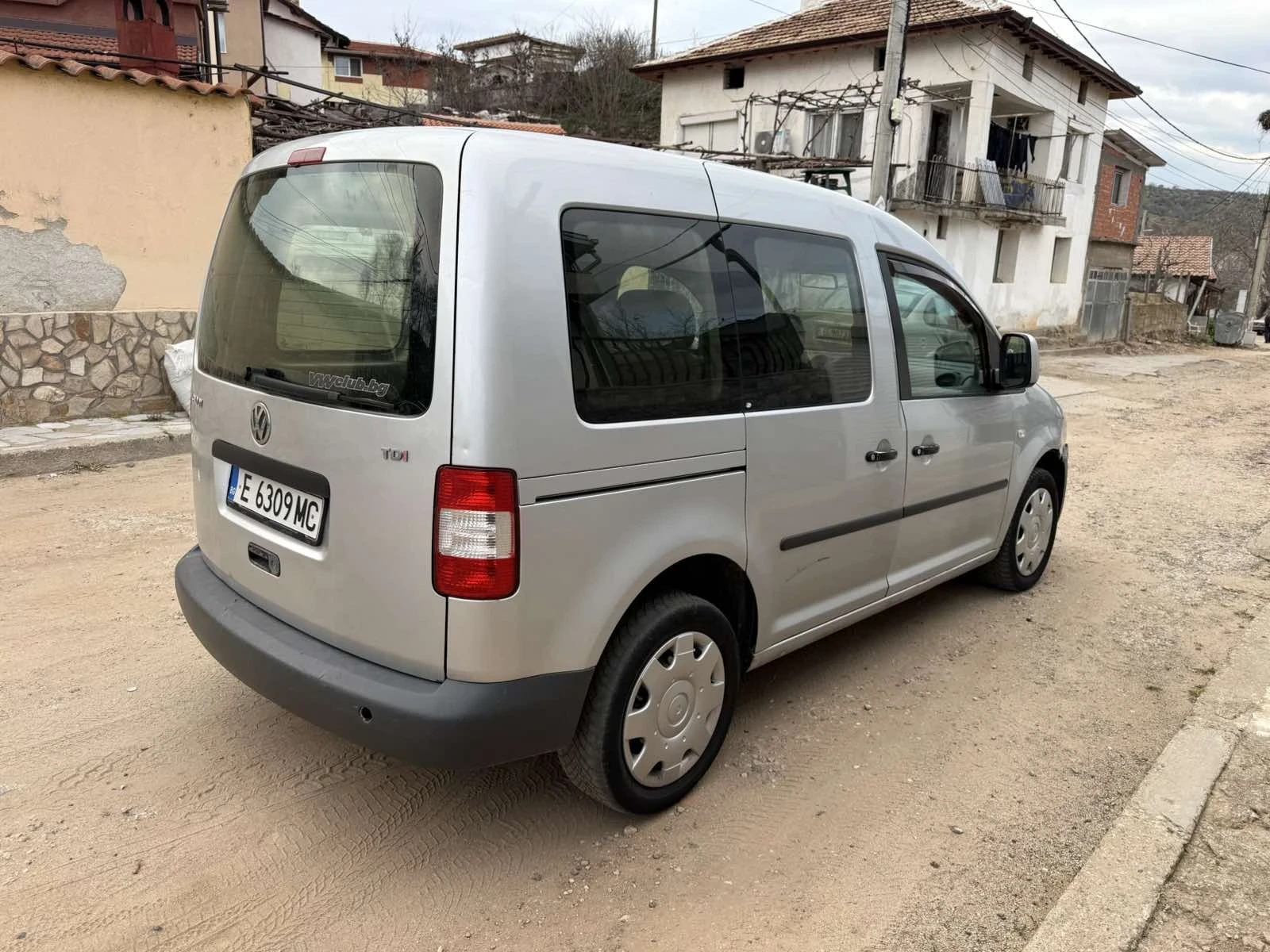 VW Caddy 1.9 TDI , снимка 5 - Автомобили и джипове - 53967554