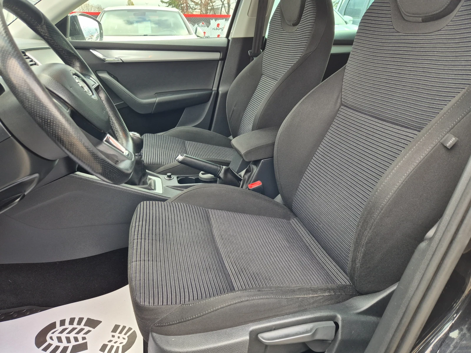 Skoda Octavia 2.0 D 150 к.с., снимка 8 - Автомобили и джипове - 54114202