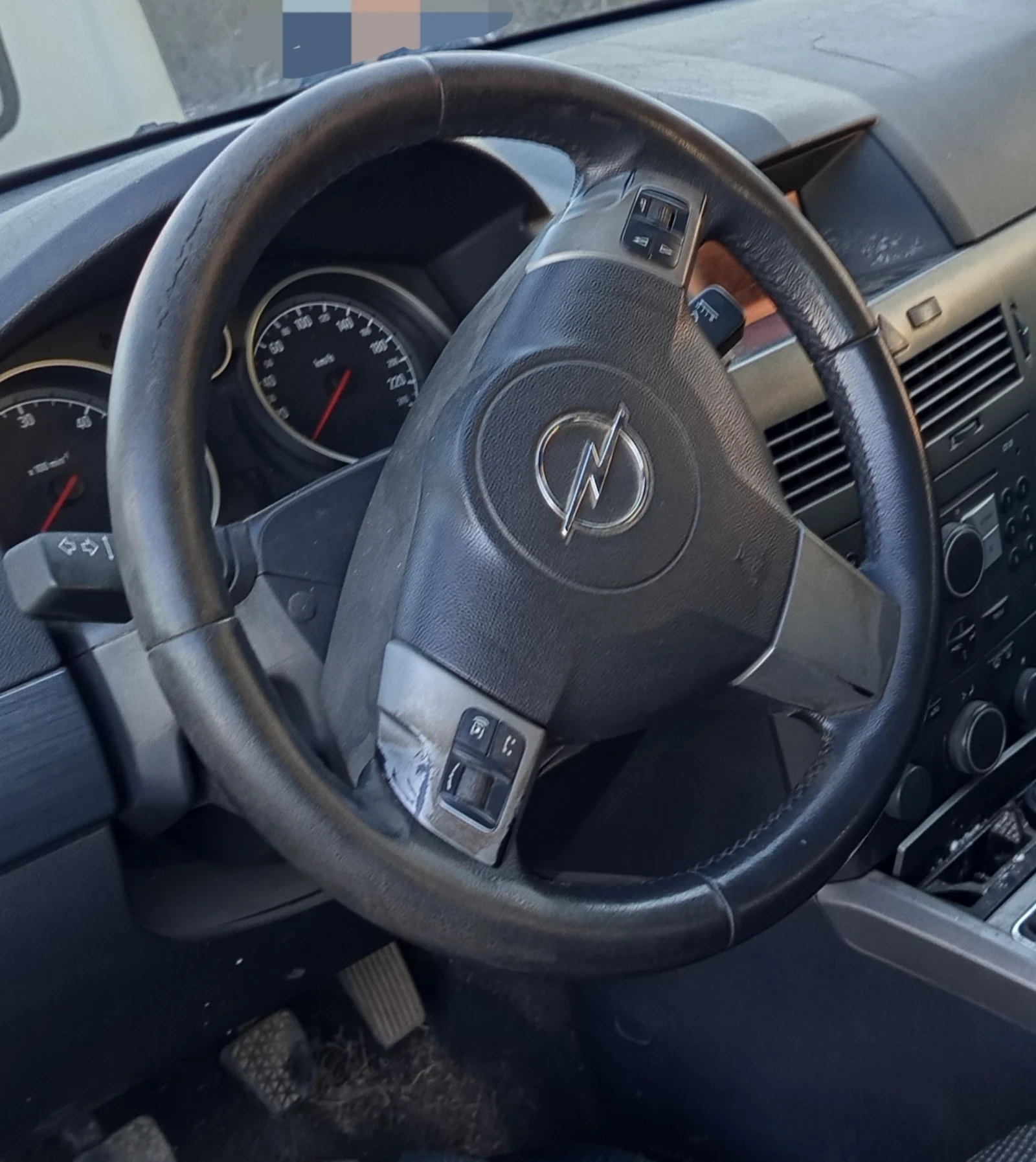 Opel Astra 1.7CDTI 101, снимка 6 - Автомобили и джипове - 54810551