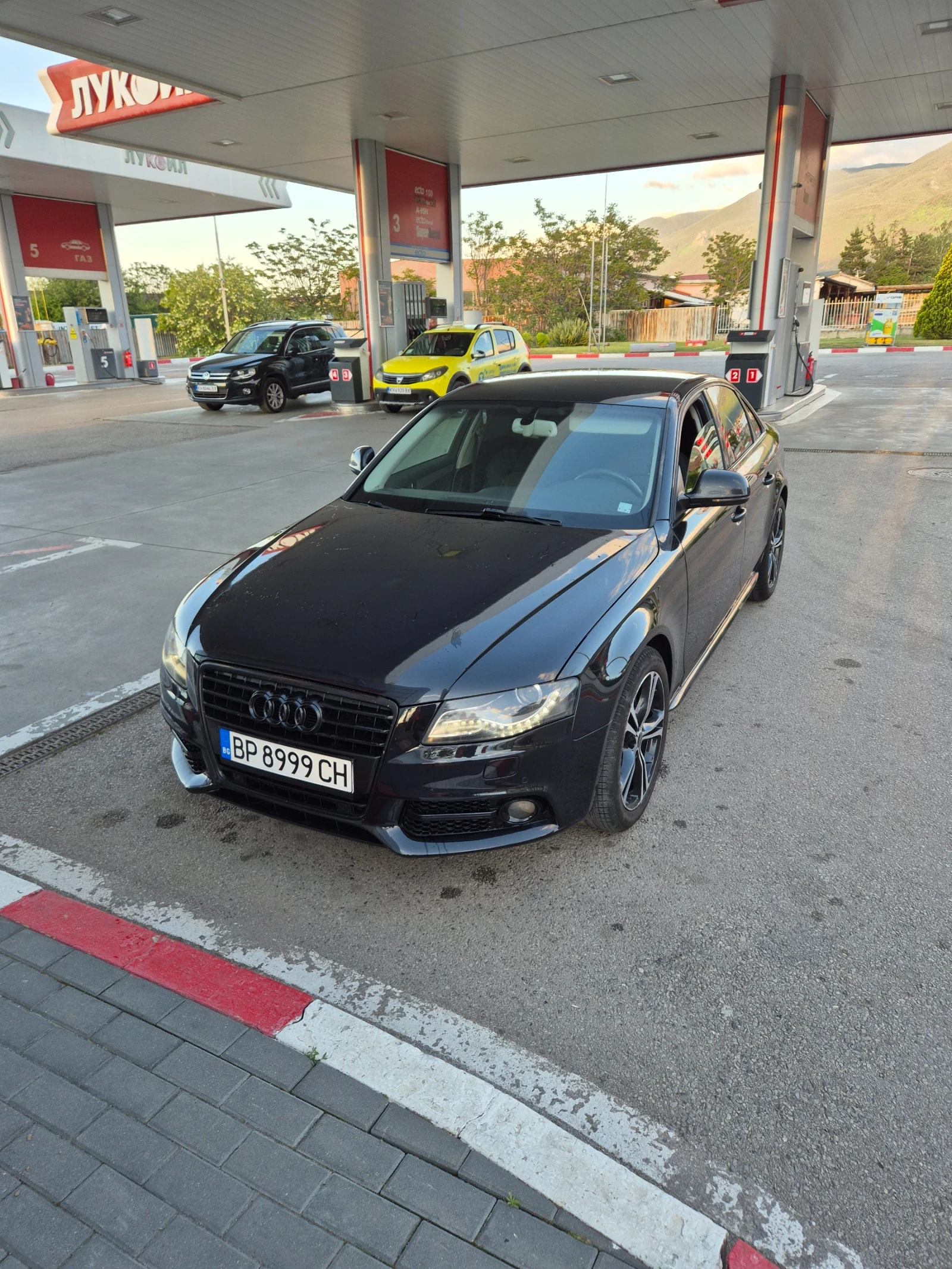 Audi A4, снимка 2 - Автомобили и джипове - 54643919
