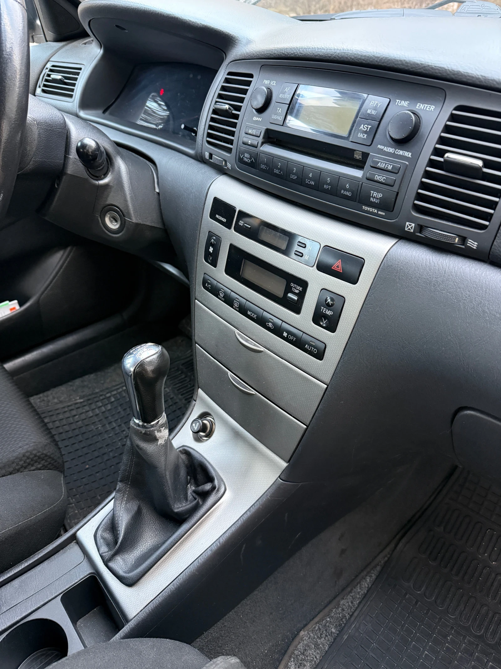 Toyota Corolla, снимка 5 - Автомобили и джипове - 54723862