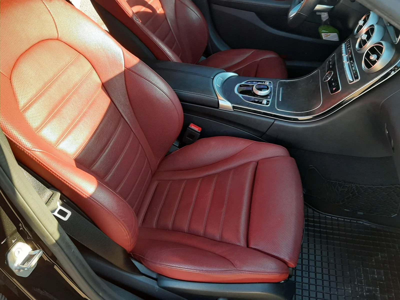 Mercedes-Benz C 300, снимка 9 - Автомобили и джипове - 54735797