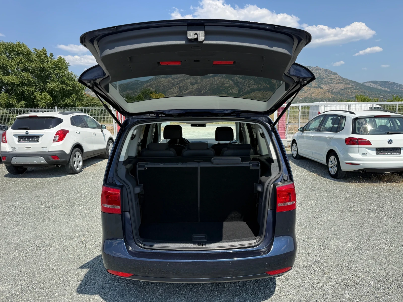 VW Touran (KATO ����)^(7-�����) | Mobile.bg � ����������� 13