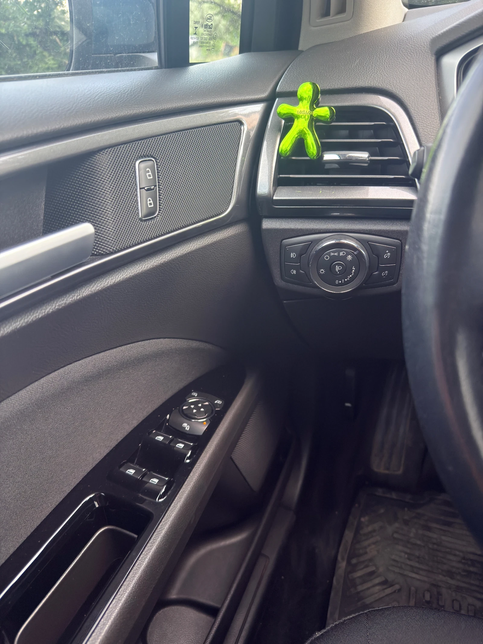 Ford Mondeo 2.0  EcoBlue 150hp Гаранция , снимка 13 - Автомобили и джипове - 55036082