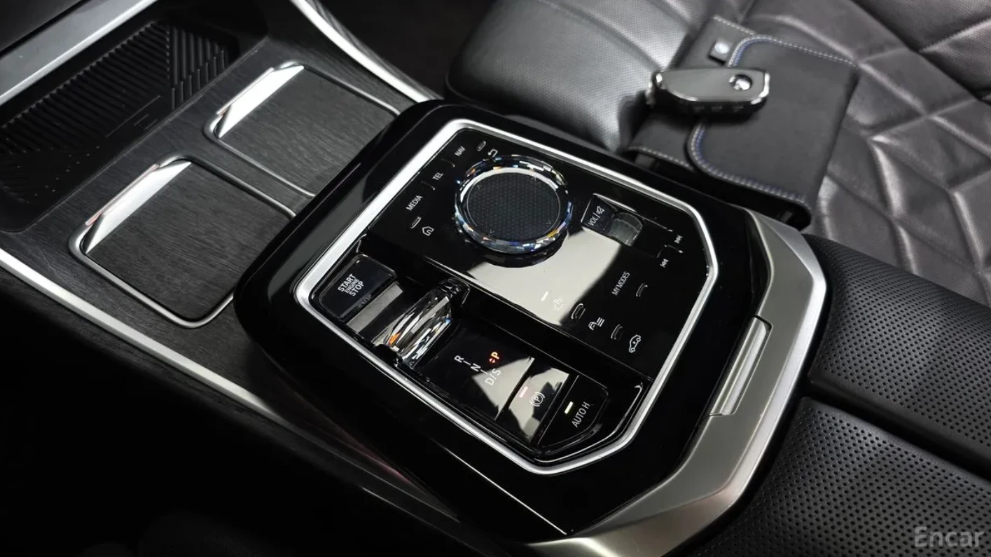 BMW 740 M SPORT* XDRIVE, снимка 11 - Автомобили и джипове - 55048189