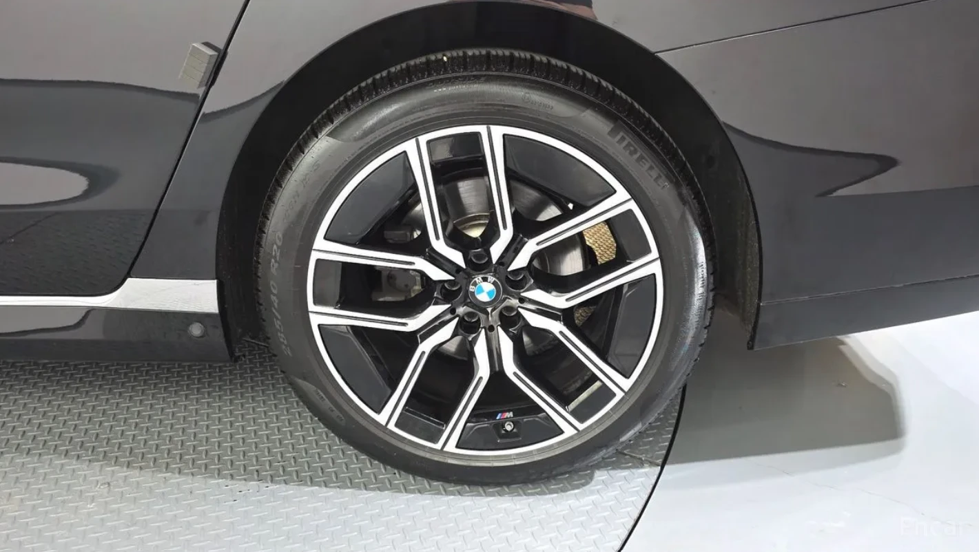 BMW 740 M SPORT* XDRIVE, снимка 14 - Автомобили и джипове - 55048189