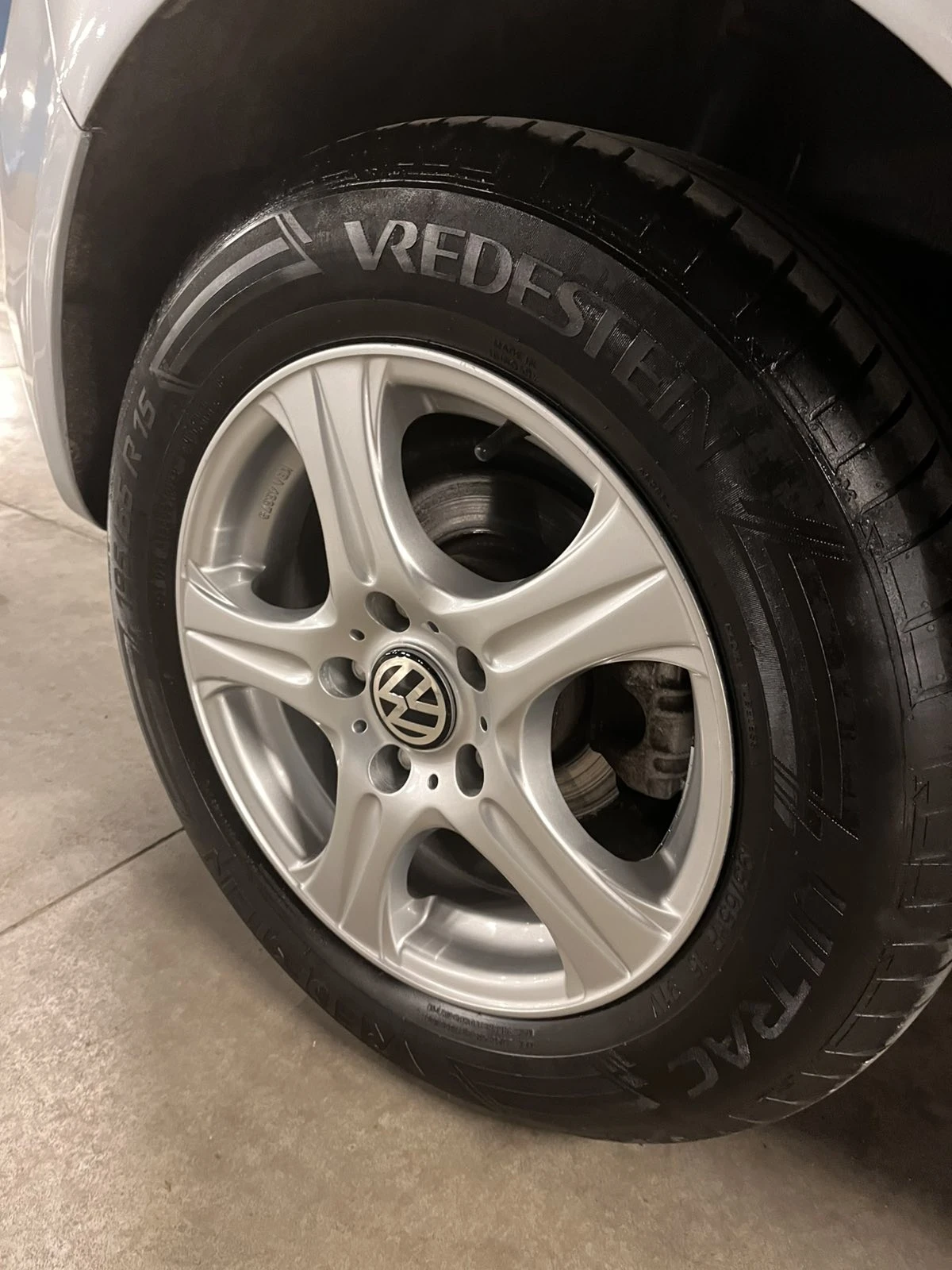 VW Golf  Plus 1.6 TDI DSG, снимка 14 - Автомобили и джипове - 55076159