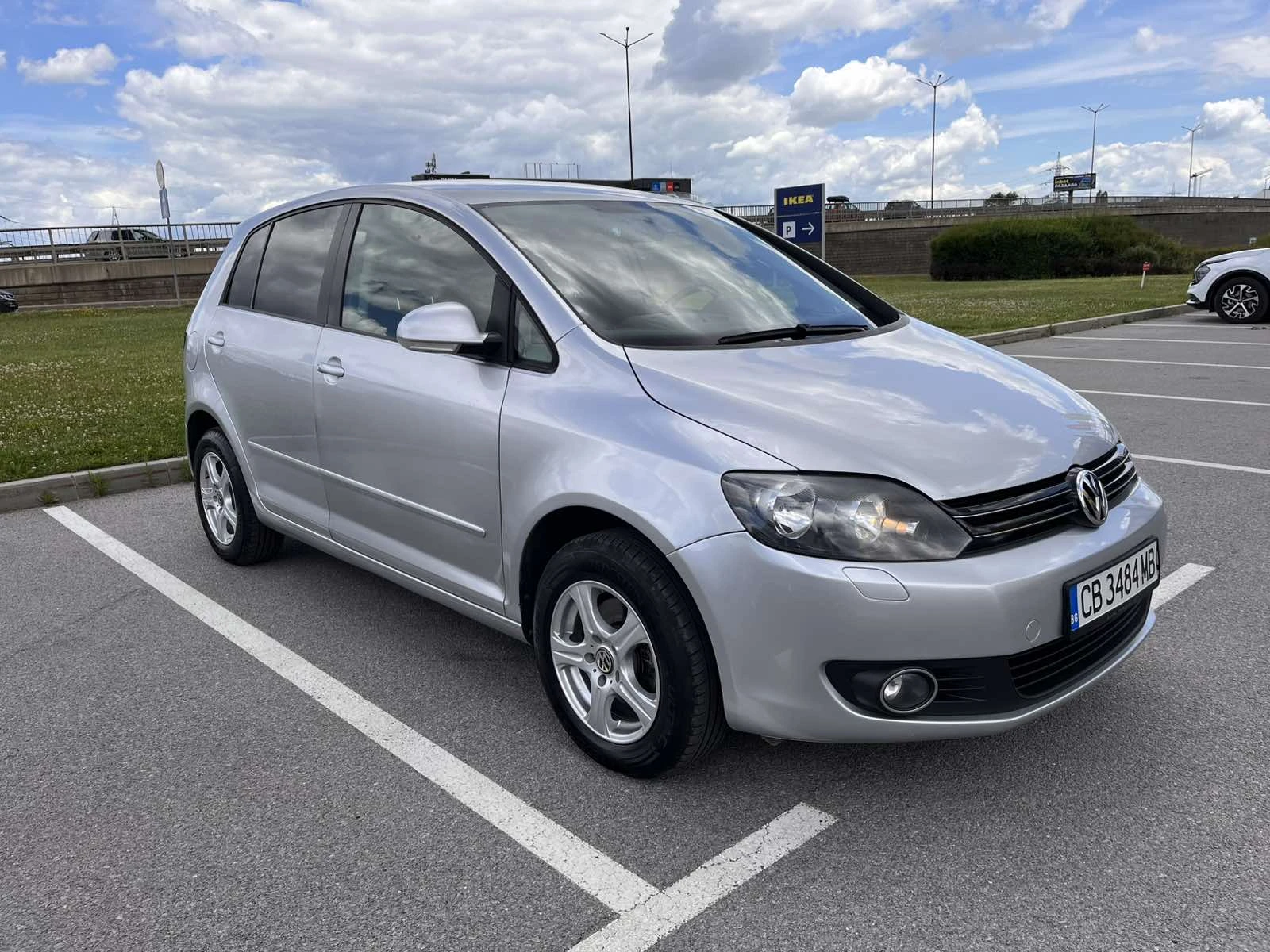 VW Golf  Plus 1.6 TDI DSG, снимка 2 - Автомобили и джипове - 55076159