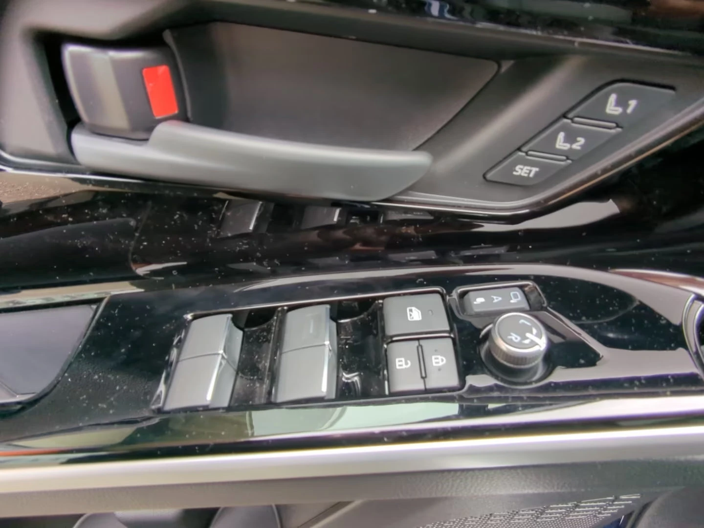Toyota bZ4X LOUNGE/204HP/L/MATRIX/360/MEMO/NAVI/483q, снимка 11 - Автомобили и джипове - 55277102
