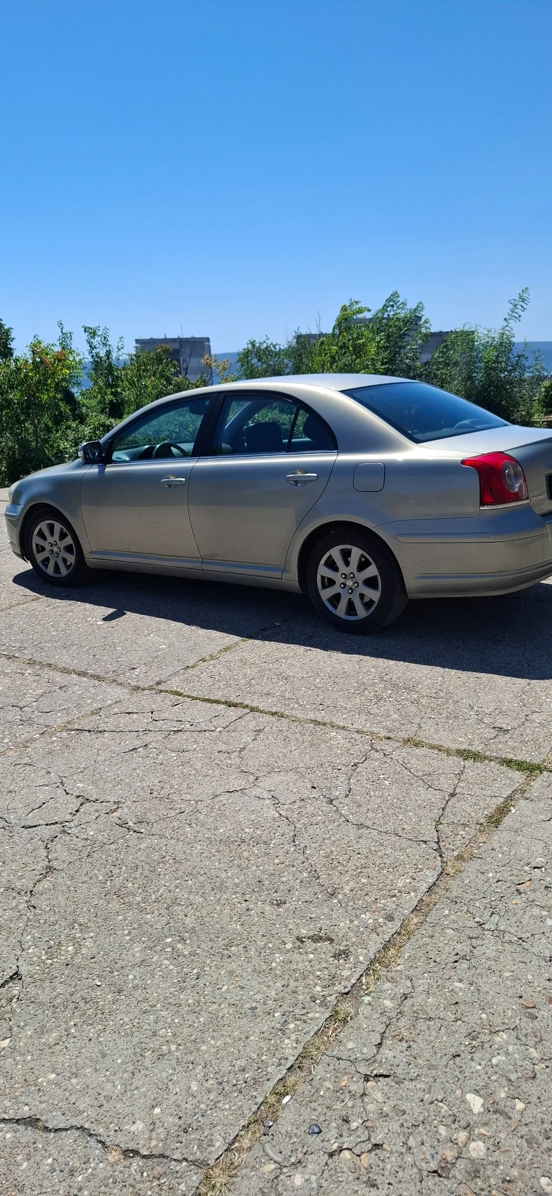 Toyota Avensis D4d, снимка 3 - Автомобили и джипове - 55704608