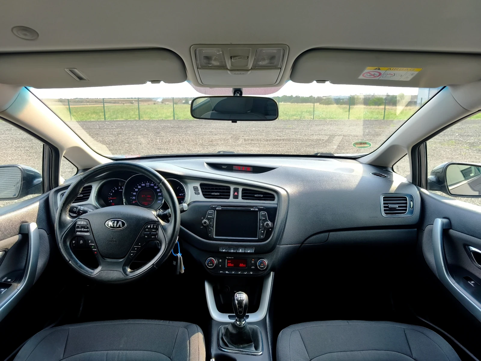 Kia Ceed 1.6 CRDi /NAVI/камера , снимка 7 - Автомобили и джипове - 55837830
