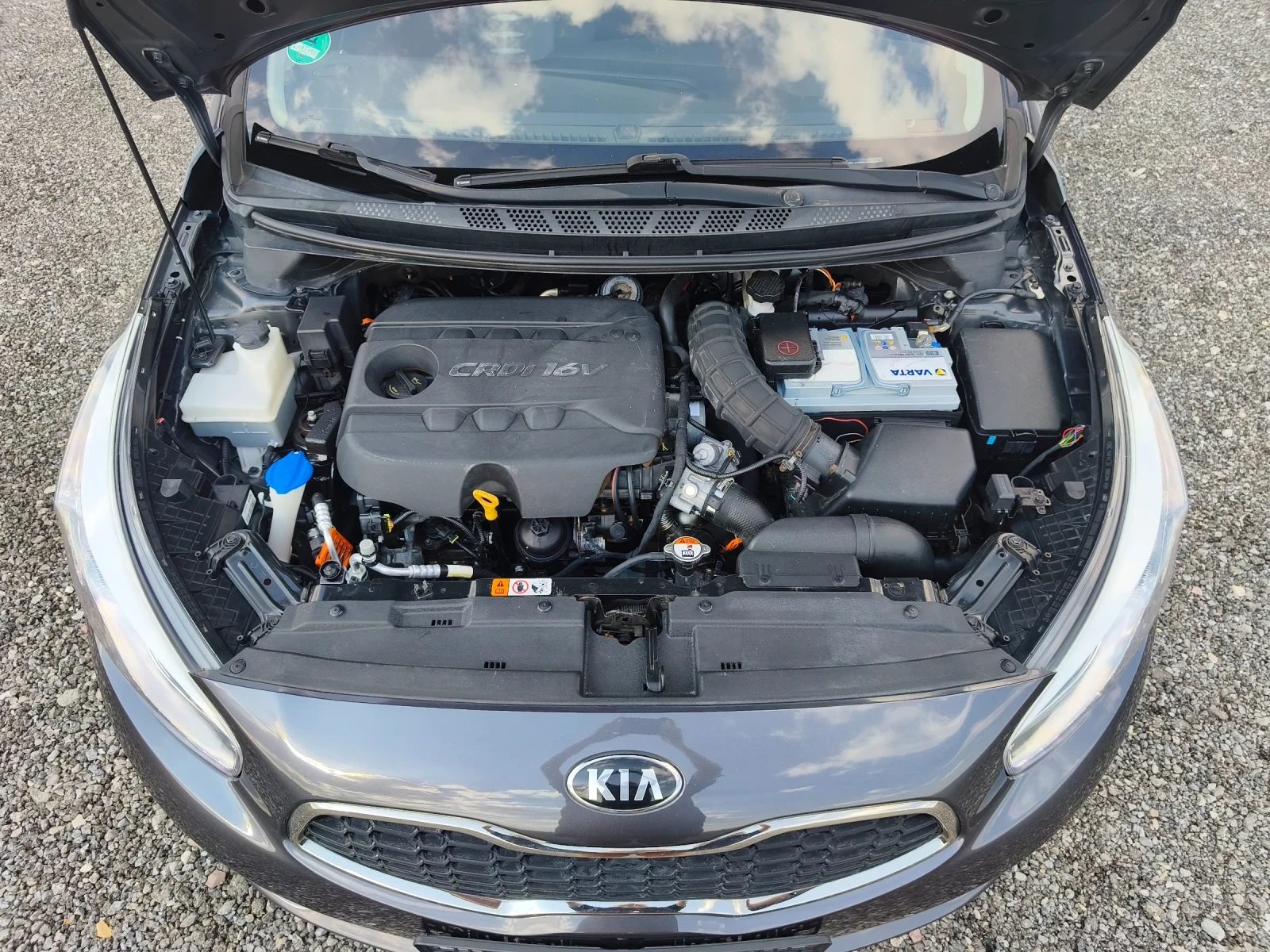 Kia Ceed 1.6 CRDi /NAVI/камера , снимка 13 - Автомобили и джипове - 55837830