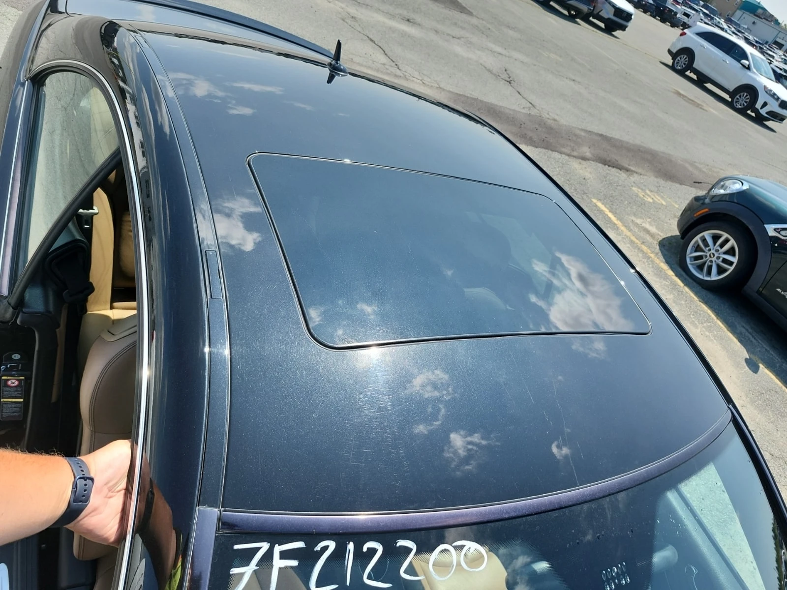Mercedes-Benz CLK 550 М273 * FACELIFT * H&K * CARFAX * , снимка 7 - Автомобили и джипове - 55867984