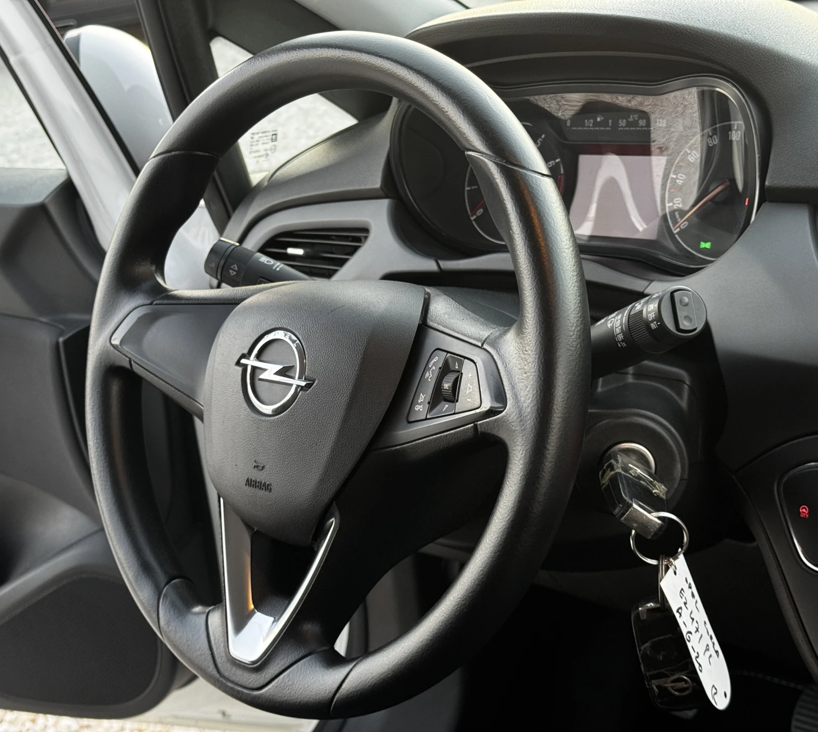 Opel Corsa 1.4i bi-color METAN EU-6, снимка 12 - Автомобили и джипове - 56144789