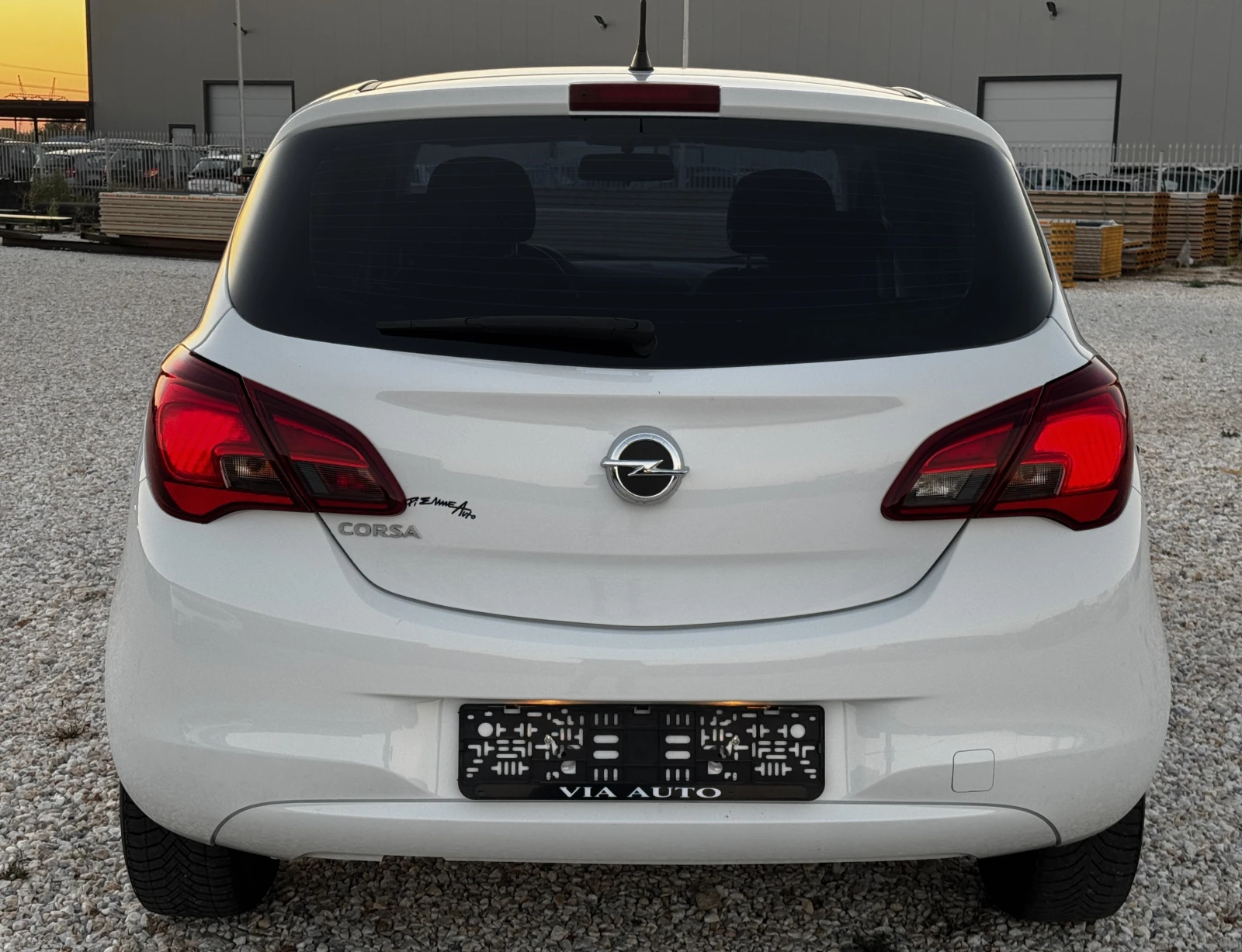Opel Corsa 1.4i bi-color METAN EU-6, снимка 5 - Автомобили и джипове - 56144789