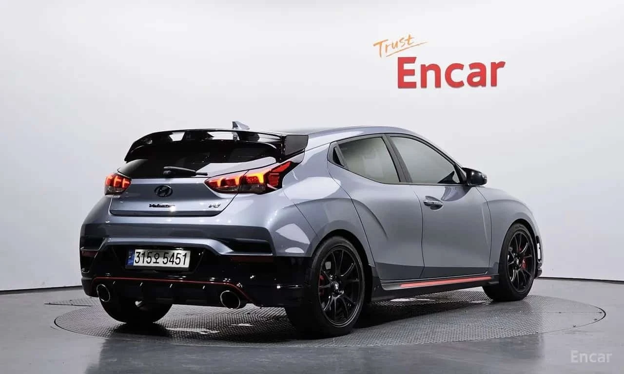 Hyundai Veloster  * 2.0 N * АВТОКРЕДИТ БЕЗ ПЪРВОНАЧАЛНА ВНОСКА* , снимка 2 - Автомобили и джипове - 56181189