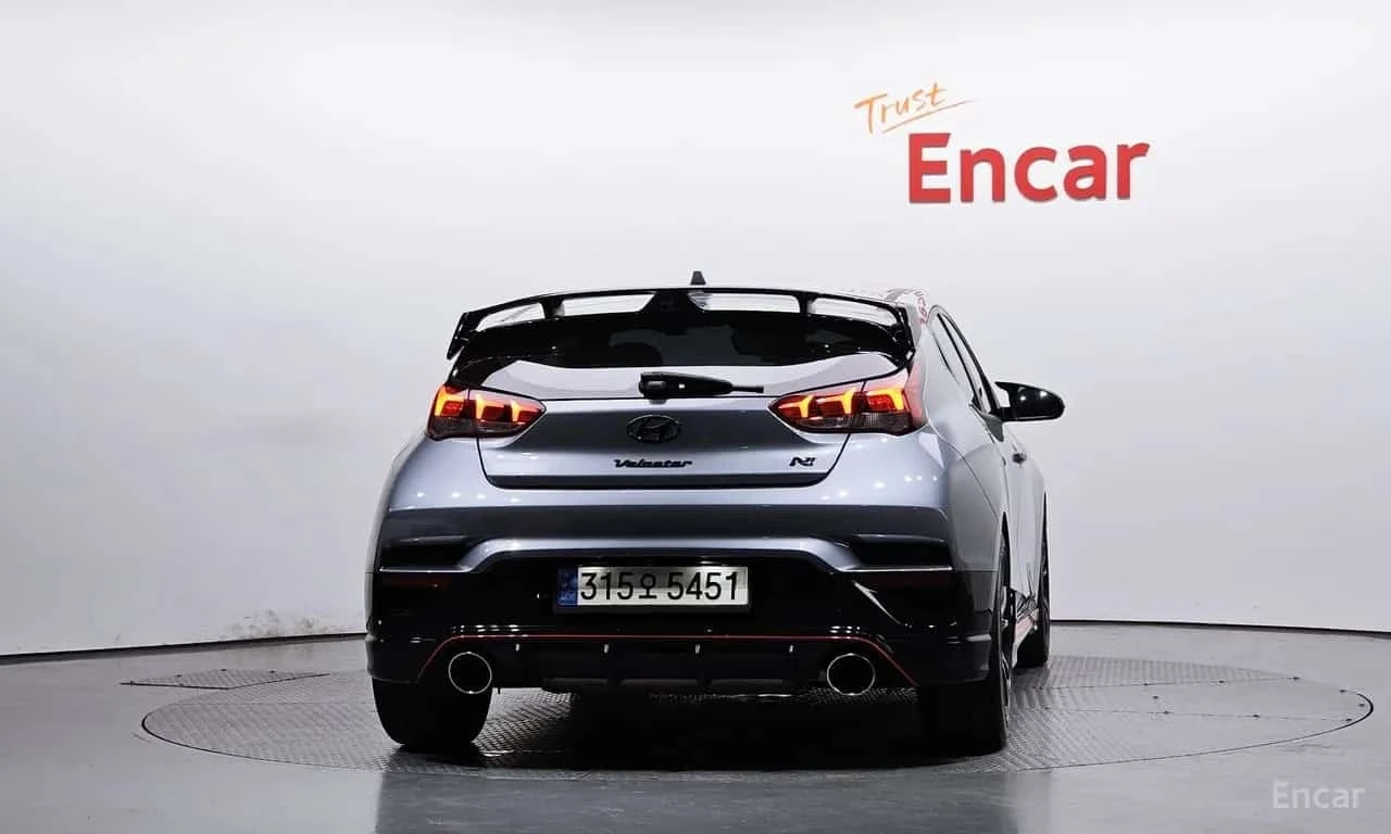 Hyundai Veloster  * 2.0 N * АВТОКРЕДИТ БЕЗ ПЪРВОНАЧАЛНА ВНОСКА* , снимка 4 - Автомобили и джипове - 56181189