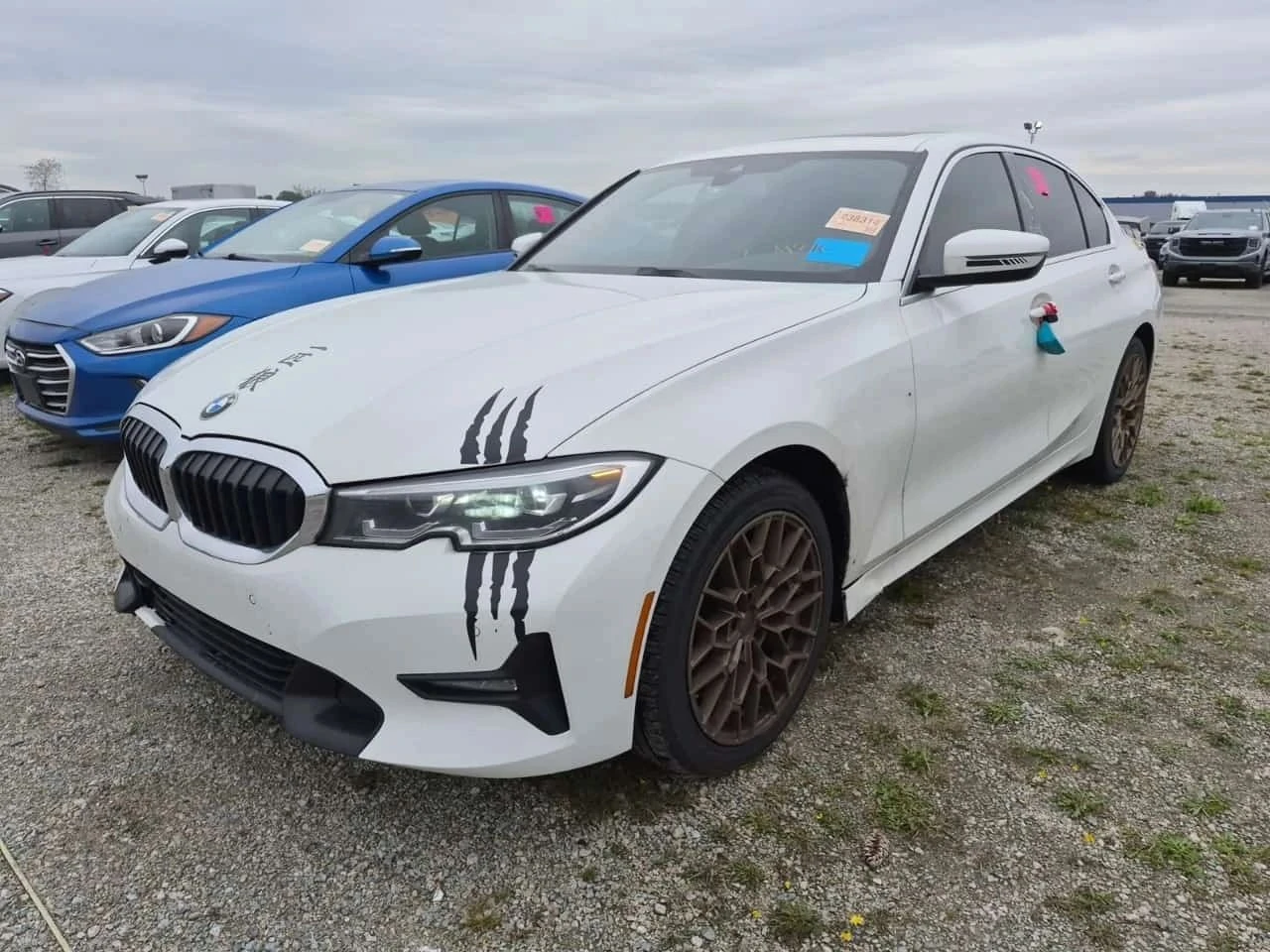BMW 330