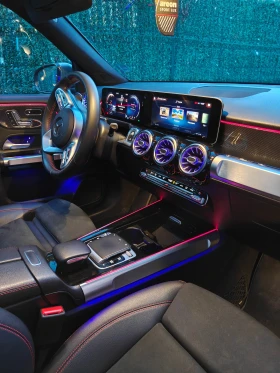 Mercedes-Benz GLB 250 4matic AMG - Distronic, Pano, Теглич, Пълна Истори, снимка 6