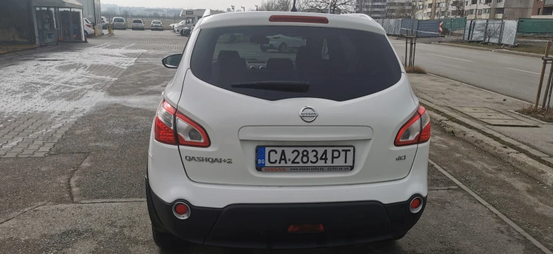 Nissan Qashqai, снимка 2 - Автомобили и джипове - 44416163