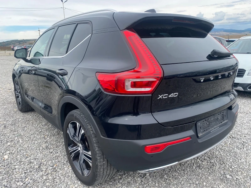 Volvo XC40 2.0D 2019G 190HP AUTO limited  inscription EVRO6B, снимка 2 - Автомобили и джипове - 47269780